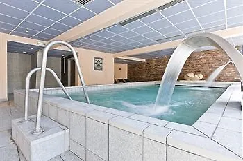 Hotel Motas Saint-Cyprien (Pyrenees-Orientales)